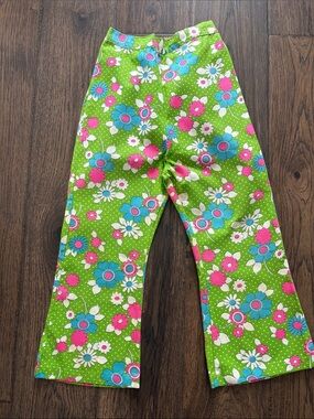 Vintage 60’s /70’s Neon flower flair pants/capri Small
